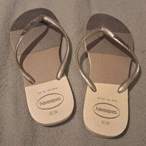 Haviana Flip Flops-Women 7/8 Silver and Tan-Glitter Sparkles Bling-Like New